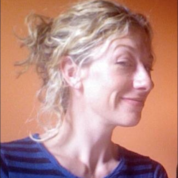 Meet your Posher, Tracie - Picture 2 of 4